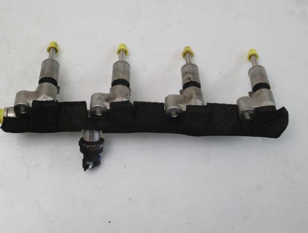 Einspritzeinheit 1570068811000 Suzuki SX4 JY