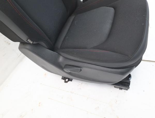Sitz vorn rechts 68284374AA Jeep RENEGADE BU