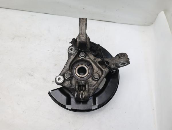 Achsschenkel vorn rechts 13583478 Opel ASTRA J
