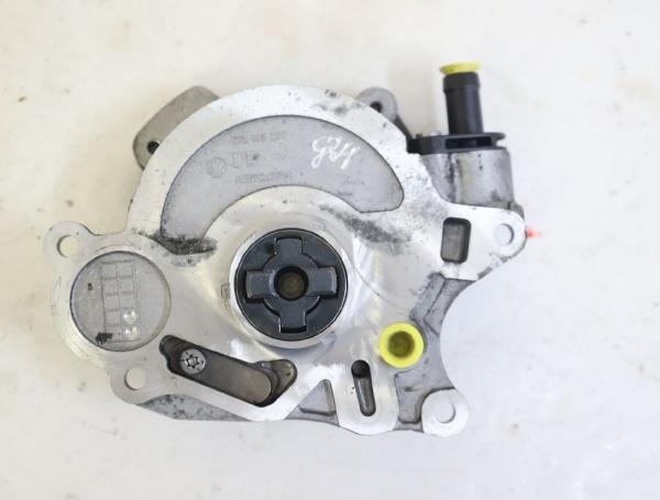 Vakuumpumpe 03L145207 Audi A1 8X
