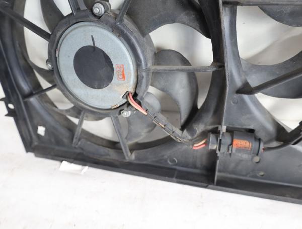 Ventilator (am Kühler) 1K0121207BB Seat ALTEA 5P1