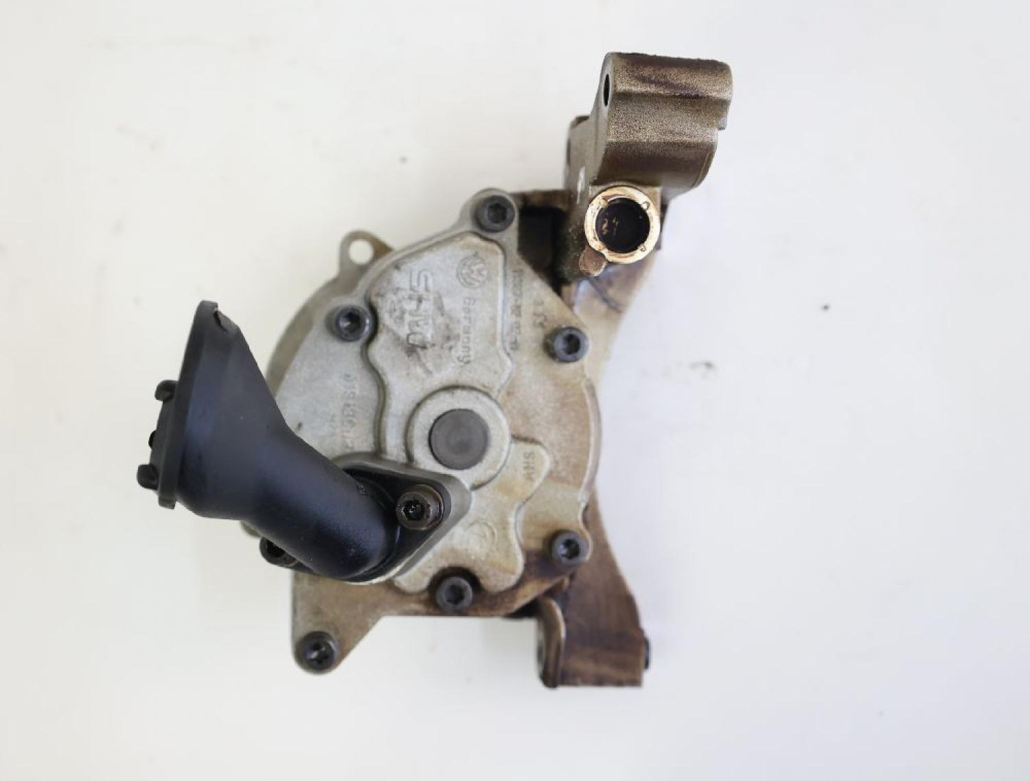 Oelpumpe 03C115105AG Seat ALTEA 5P1