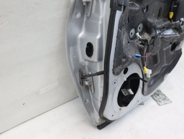 Tür hinten rechts 2197300205 Mercedes CLS C219