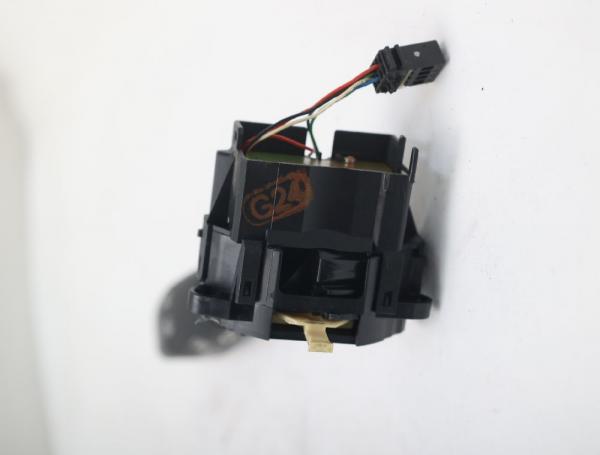 Schalter Blinker 1715402245 Mercedes CLS C219