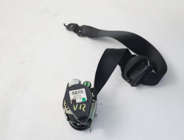 Sicherheitsgurt vorn rechts 2118600286 Mercedes CLS C219