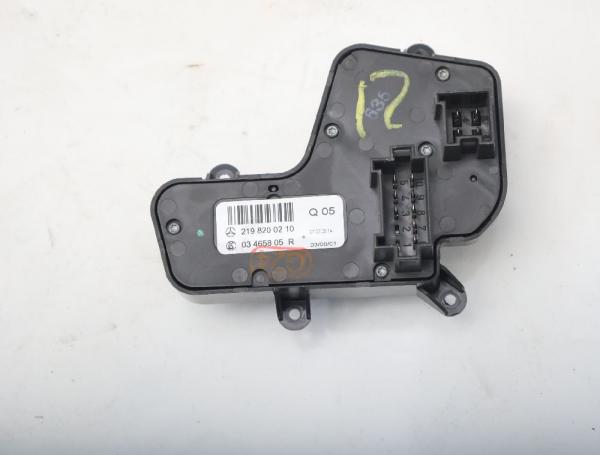 Schalter Sitz 2198200210 Mercedes CLS C219