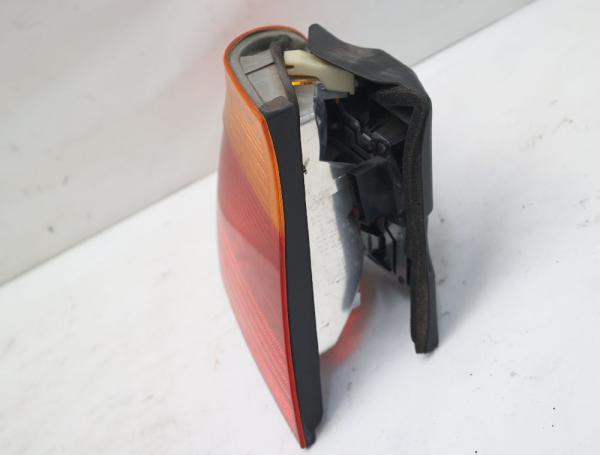 Rückleuchte links 8364921 BMW 3er E46