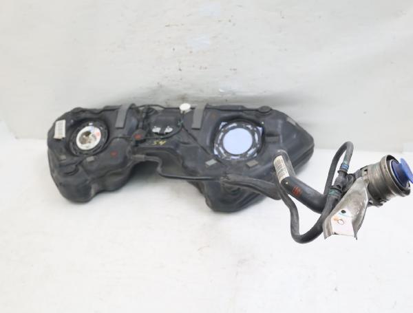 Kraftstofftank 2044703702 Mercedes C-KLASSE W204