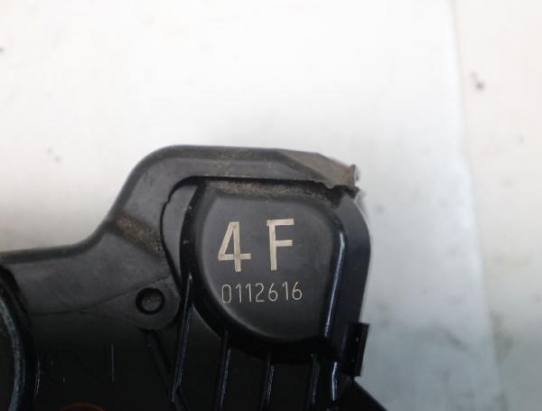 Türschloß vorn rechts 6903042221 Toyota RAV 4 III A3