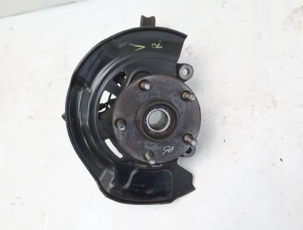 Achsschenkel vorn rechts 4321142080 Toyota RAV 4 III A3