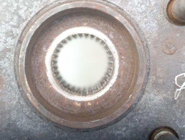 Achsschenkel vorn links 4321242080 Toyota RAV 4 III A3