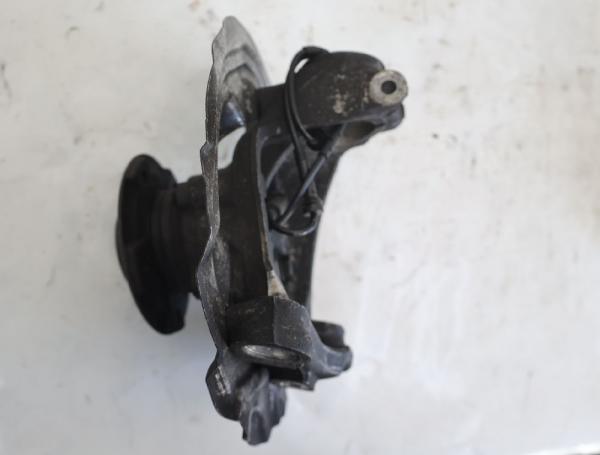 Achsschenkel vorn rechts 6793924 BMW 3er E90