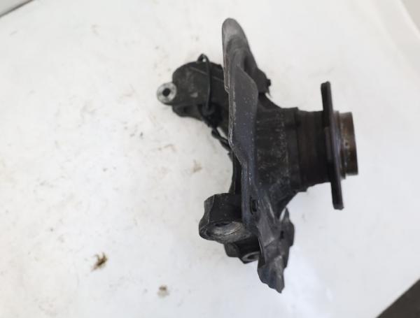 Achsschenkel vorn links 6793923 BMW 3er E90