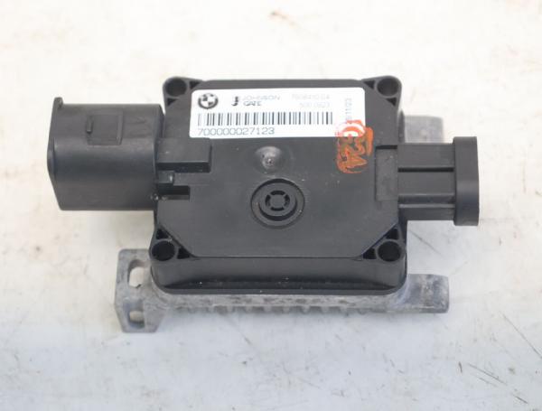 Relais 760841004 BMW 1er F21