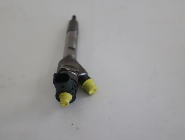 Einspritzduese (Diesel) Zylinder 1 0445110598 BMW 1er F21