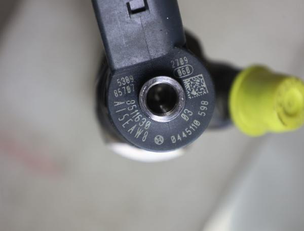 Einspritzduese (Diesel) Zylinder 1 0445110598 BMW 1er F21