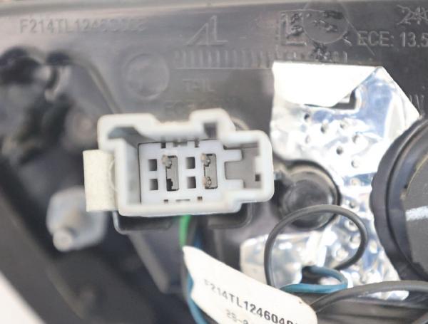 Rückleuchte links innen 55112685AB Jeep COMPASS 2 M6