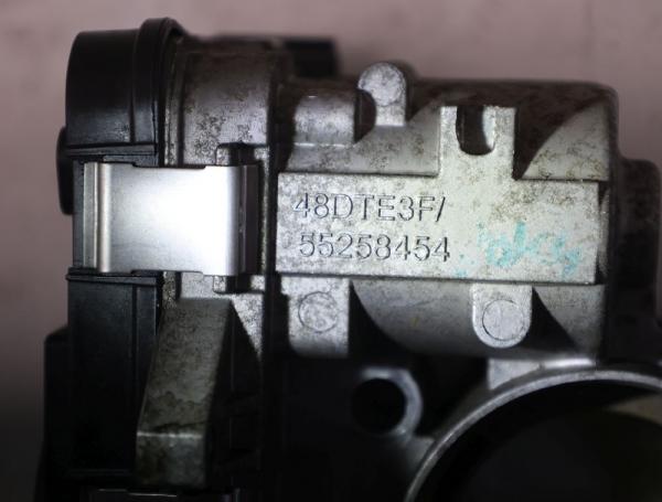 Drosselklappenstutzen 55258454 Jeep COMPASS 2 M6