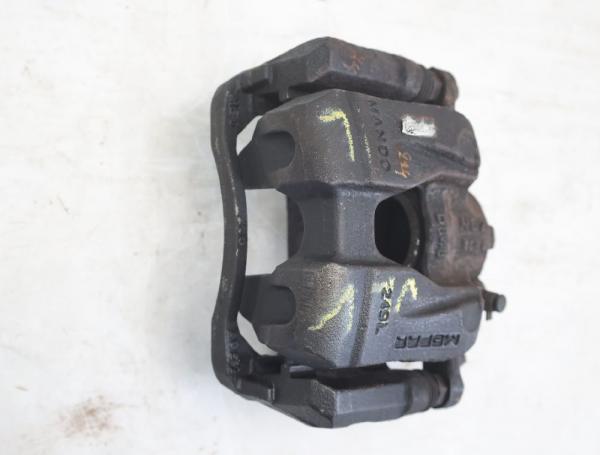 Bremssattel vorn links 68346907AB Jeep COMPASS 2 M6