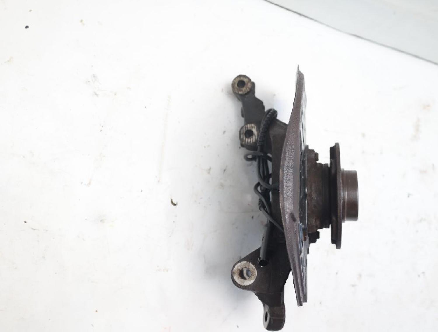 Achsschenkel hinten rechts 51942806 Fiat 500 X 334