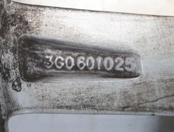Felge Alu/Leichtmetall vorn links 3G06010258Z8 VW PASSAT Variant B8