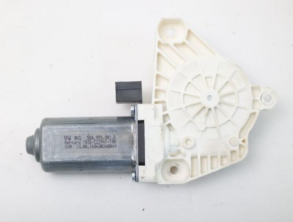 Fensterheber-Motor vorn rechts 5Q4959802B VW PASSAT Variant B8