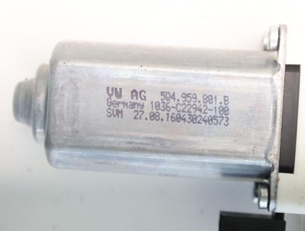 Fensterheber-Motor vorn links 5Q4959801B VW PASSAT Variant B8