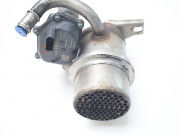 Abgasrückführventil 04L131512BG VW PASSAT Variant B8