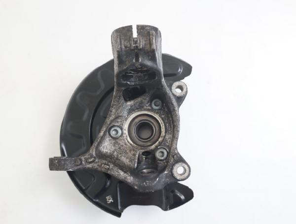 Achsschenkel vorn links 5Q0407253C VW PASSAT Variant B8