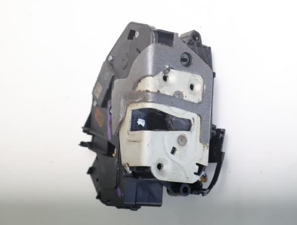 Türschloß vorn rechts 8A6AA21812BJ Ford FIESTA 6 JA