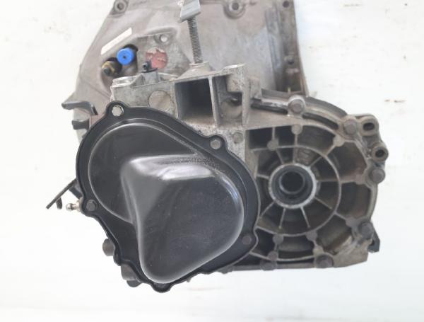 Getriebe 5 Gang CA6R7002NBA Ford FIESTA 6 JA
