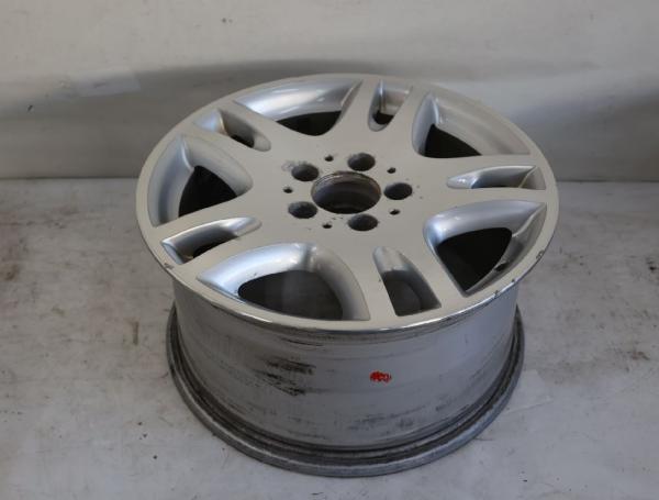 Felge Alu/Leichtmetall vorn links 2114013302 Mercedes E-KLASSE S211