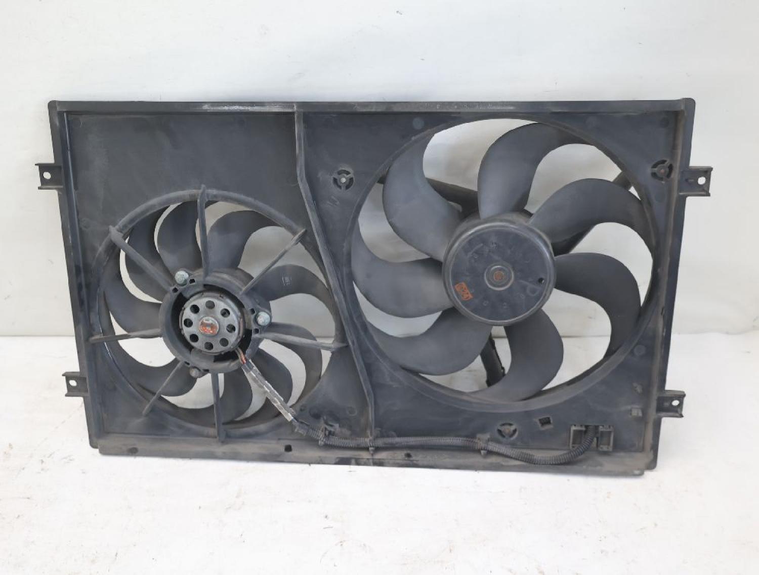 Ventilator (am Kühler) 1J0121207H VW GOLF 4