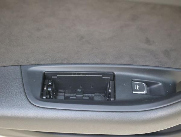 Türverkleidung innen 4G0867221A Audi A6 Avant C7