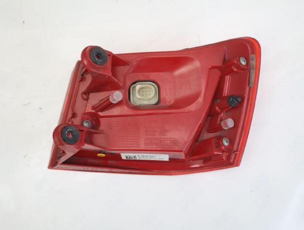 Rückleuchte links 4G9945095B Audi A6 Avant C7