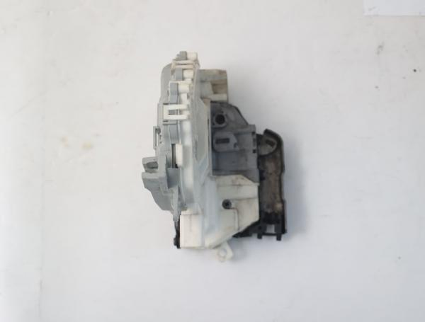 Türschloß vorn links 8J1837015C Audi A6 Avant C7