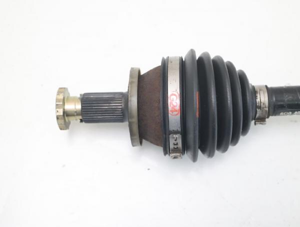 Antriebswelle vorn links 6Q0407271AT VW POLO 4 9N