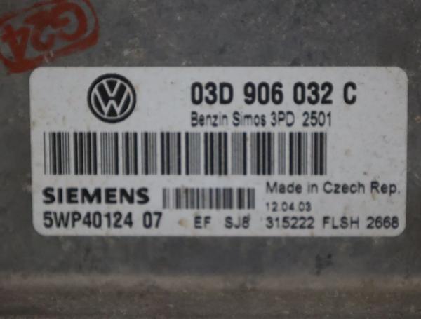 Steuergerät Motor 03D906032C VW POLO 4 9N