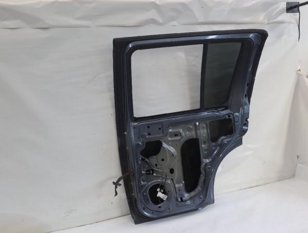 Tür hinten rechts 82100EB330 Nissan PATHFINDER R51