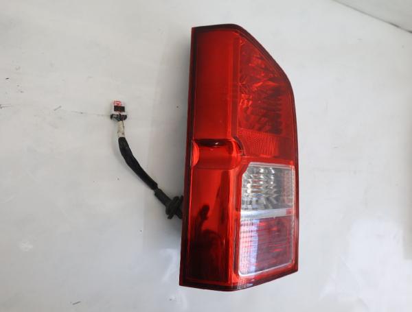 Rückleuchte links 26555EB30C Nissan PATHFINDER R51