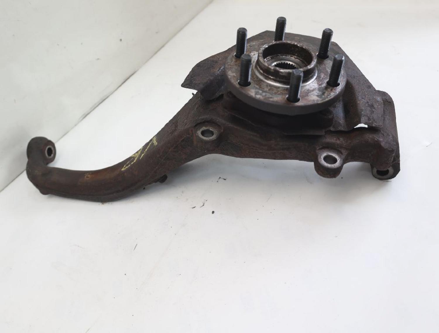 Achsschenkel vorn rechts 40014EB000 Nissan PATHFINDER R51
