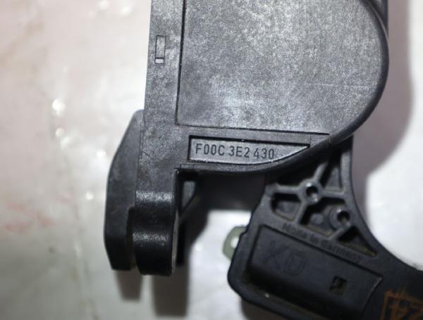 Gaspedal 9063000304 Mercedes VITO 2 W639