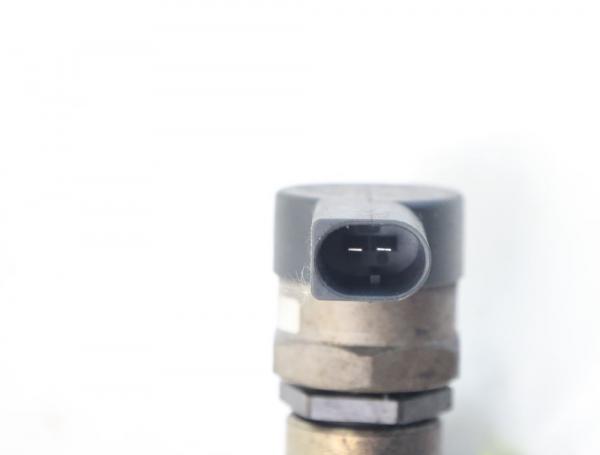 Diesel Verteilerrohr 6460701895 Mercedes VITO 2 W639