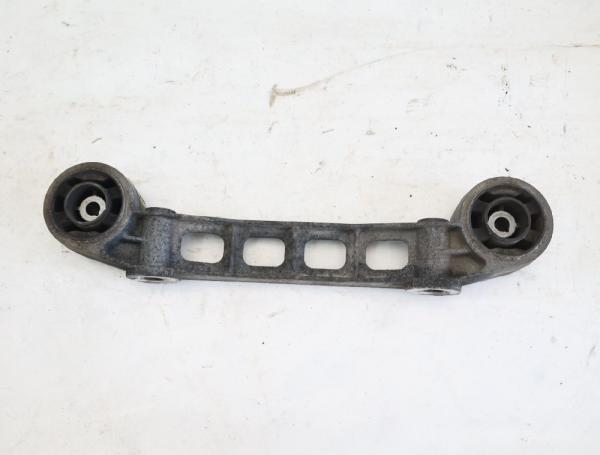 Aggregatehalter 6393530347 Mercedes VITO 2 W639