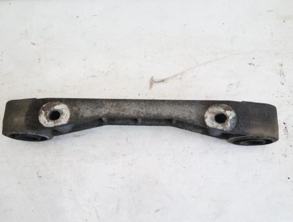 Aggregatehalter 6393530347 Mercedes VITO 2 W639