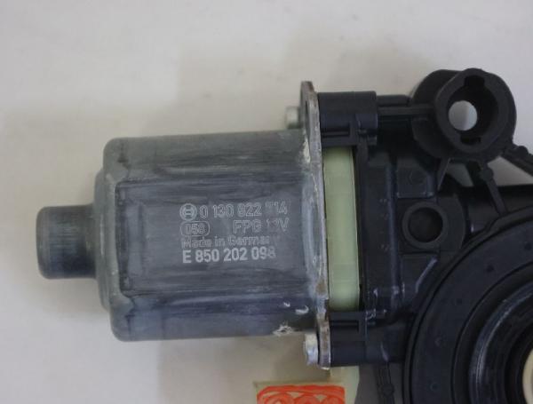 Fensterheber-Motor vorn links 5Q0959802A VW T-ROC A11