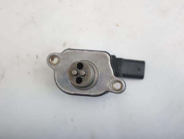 Stellmotor sonstige 04E906048A VW T-ROC A11