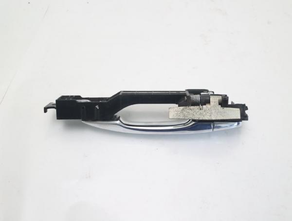 Türgriff außen hinten links 826404JA0B Nissan NAVARA D23