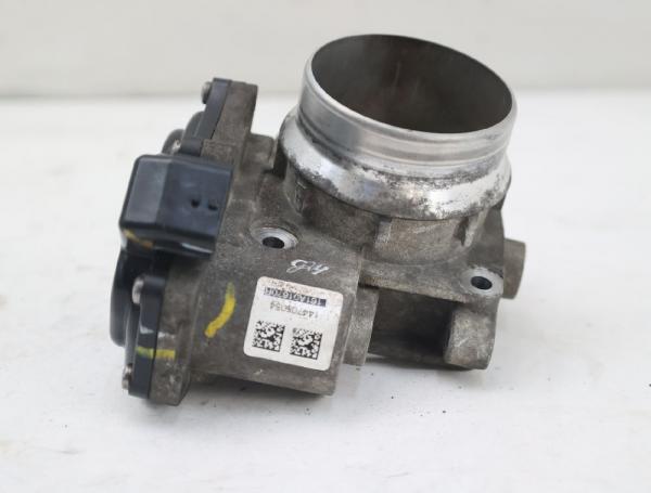 Drosselklappenstutzen 161A01670R Nissan NAVARA D23