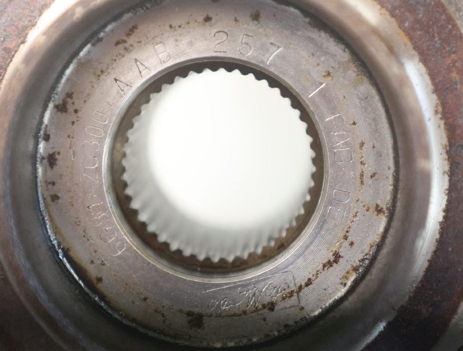 Achsschenkel vorn links 1474291 Ford S-MAX